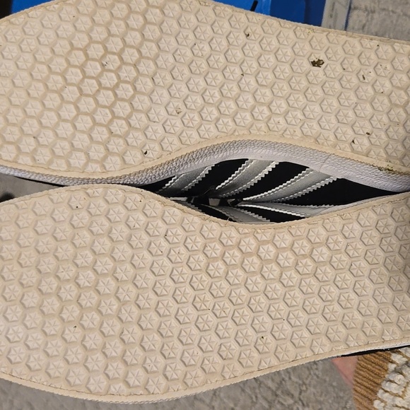 💥Adidas Gazelle Shoes - Picture 5 of 7